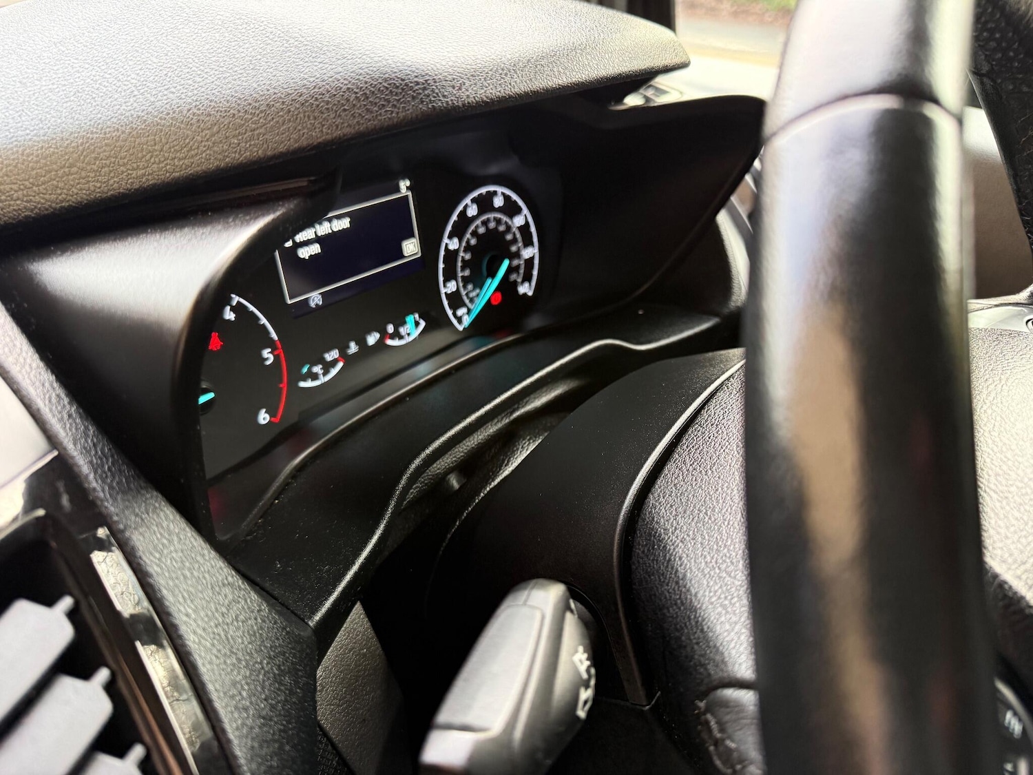 Used Ford Transit Connect 2019 for sale - 76823799: Photo 24