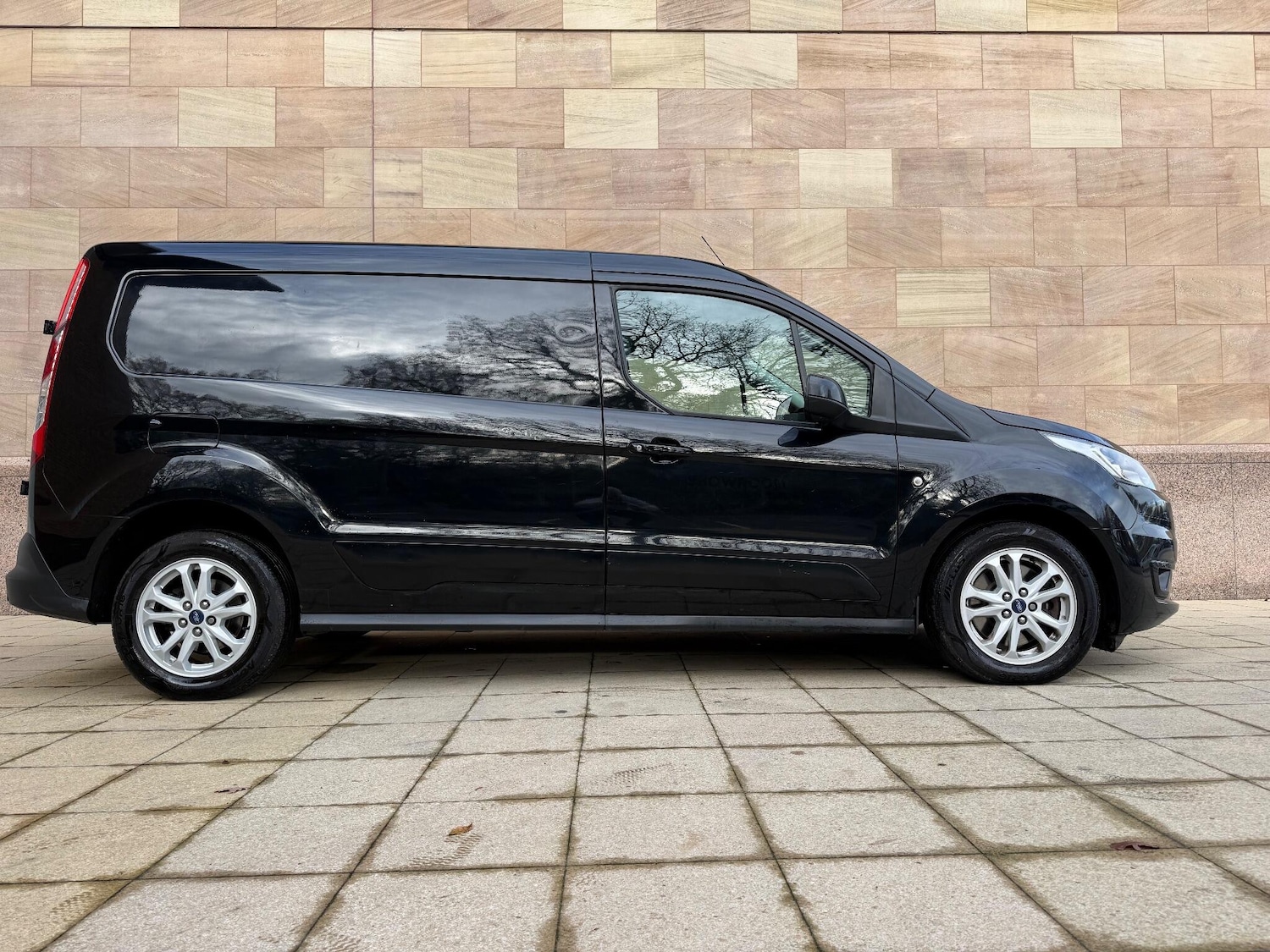 Used Ford Transit Connect 2019 for sale - 76823799: Photo 3