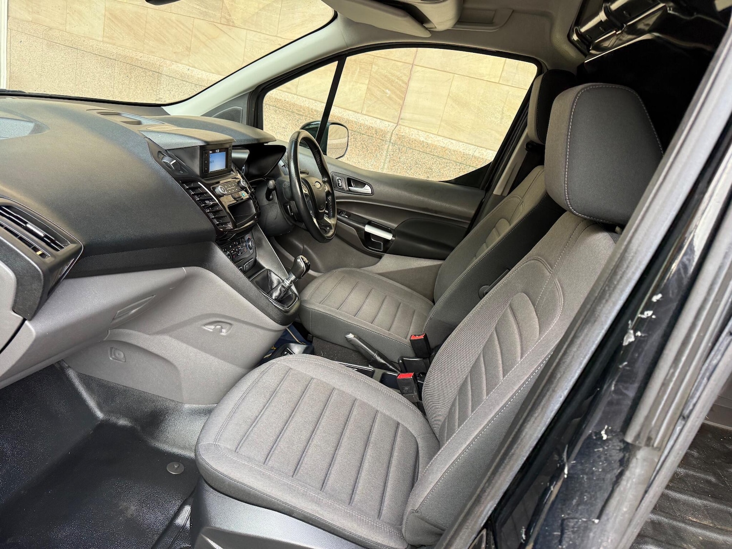 Used Ford Transit Connect 2019 for sale - 76823799: Photo 41