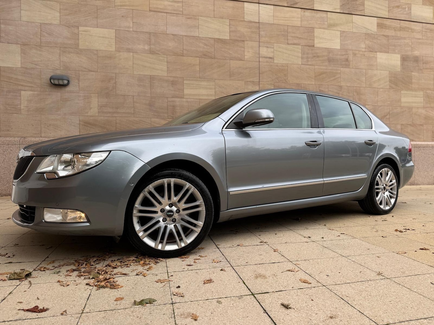 Used Skoda Superb 2016 for sale - 76270461: Photo 10