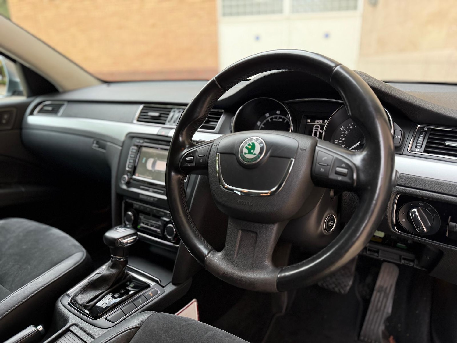 Used Skoda Superb 2016 for sale - 76270461: Photo 15