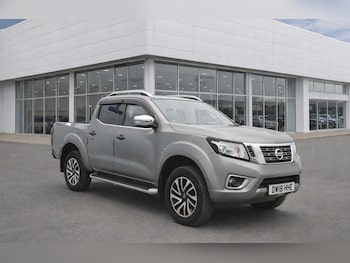 Used Nissan Navara 2018 for sale - 77783770: Photo