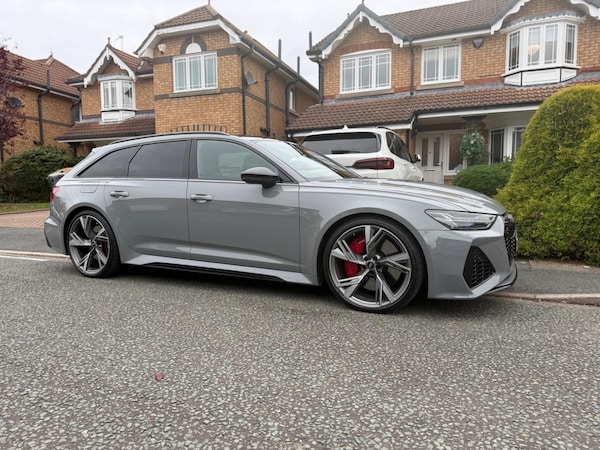 Used Audi RS6 2022 for sale - 76325943: Photo 2