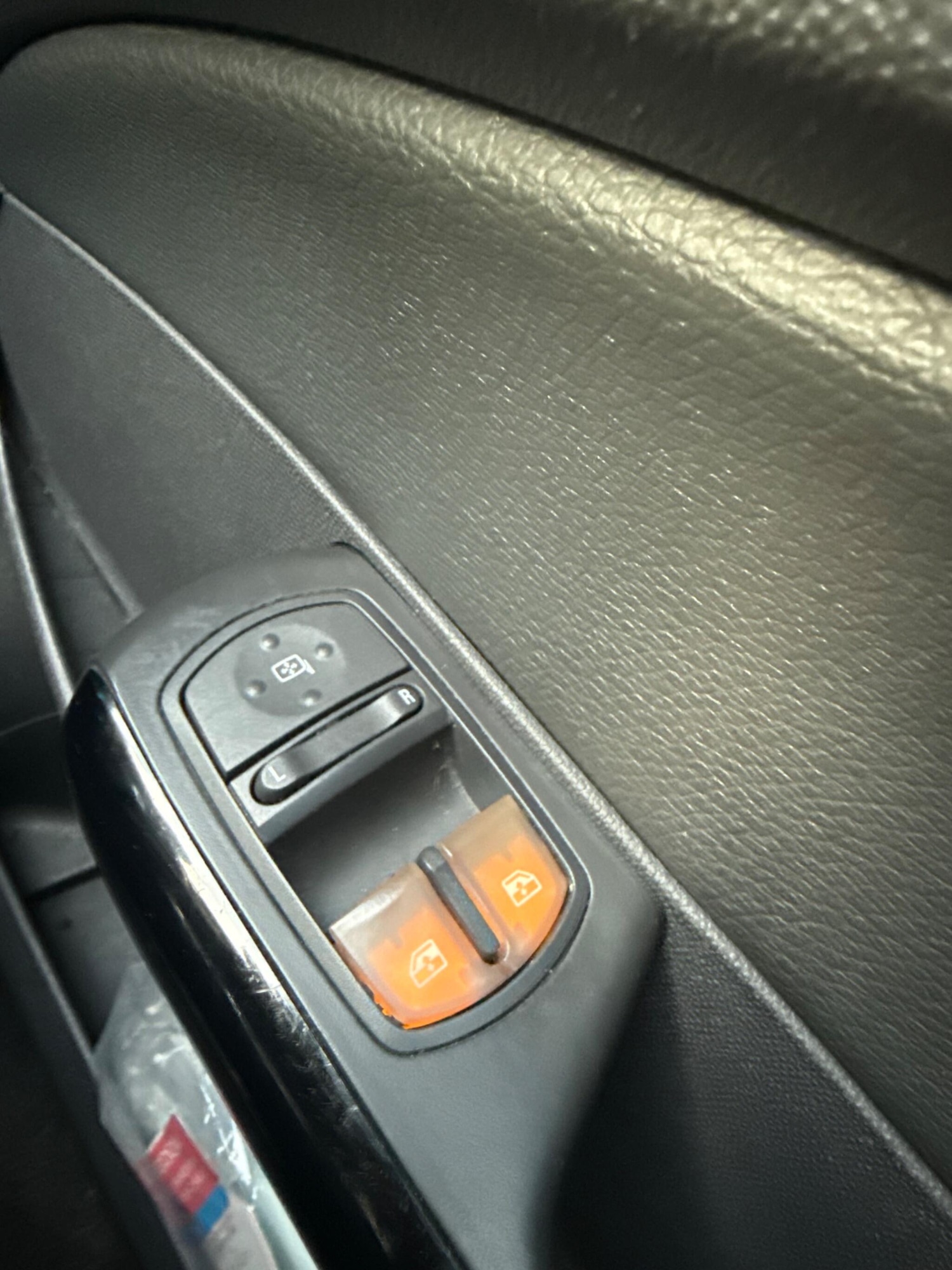 Used Vauxhall Corsa 2010 for sale - 76765559: Photo 23