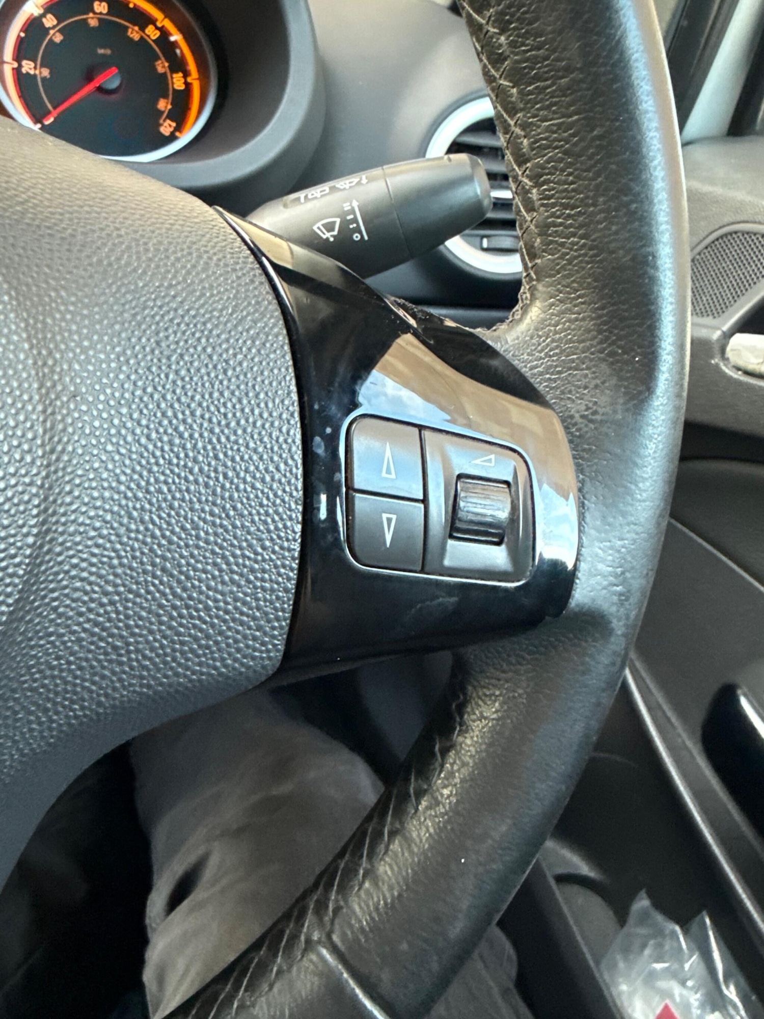 Used Vauxhall Corsa 2010 for sale - 76765559: Photo 30