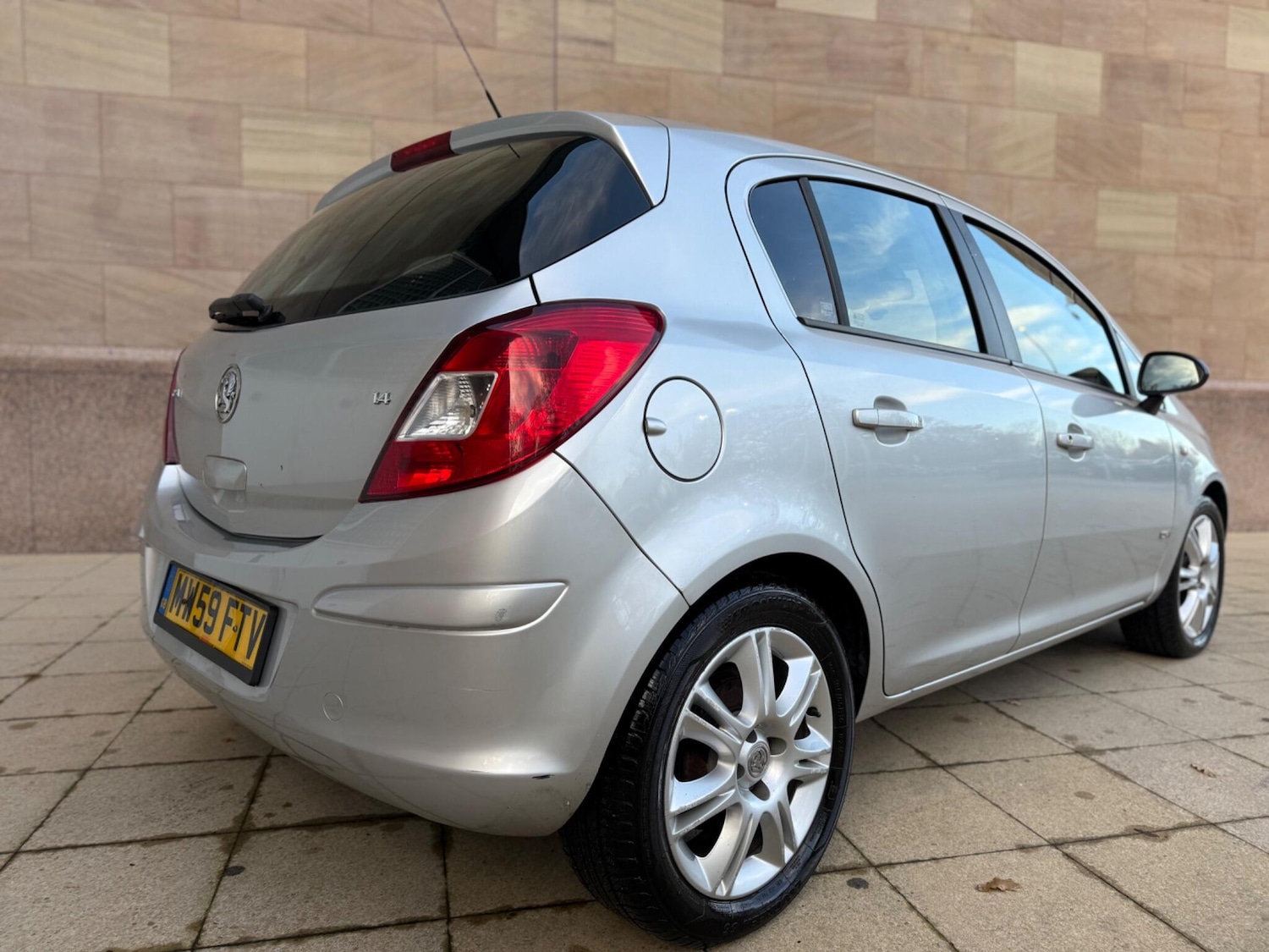 Used Vauxhall Corsa 2010 for sale - 76765559: Photo 7