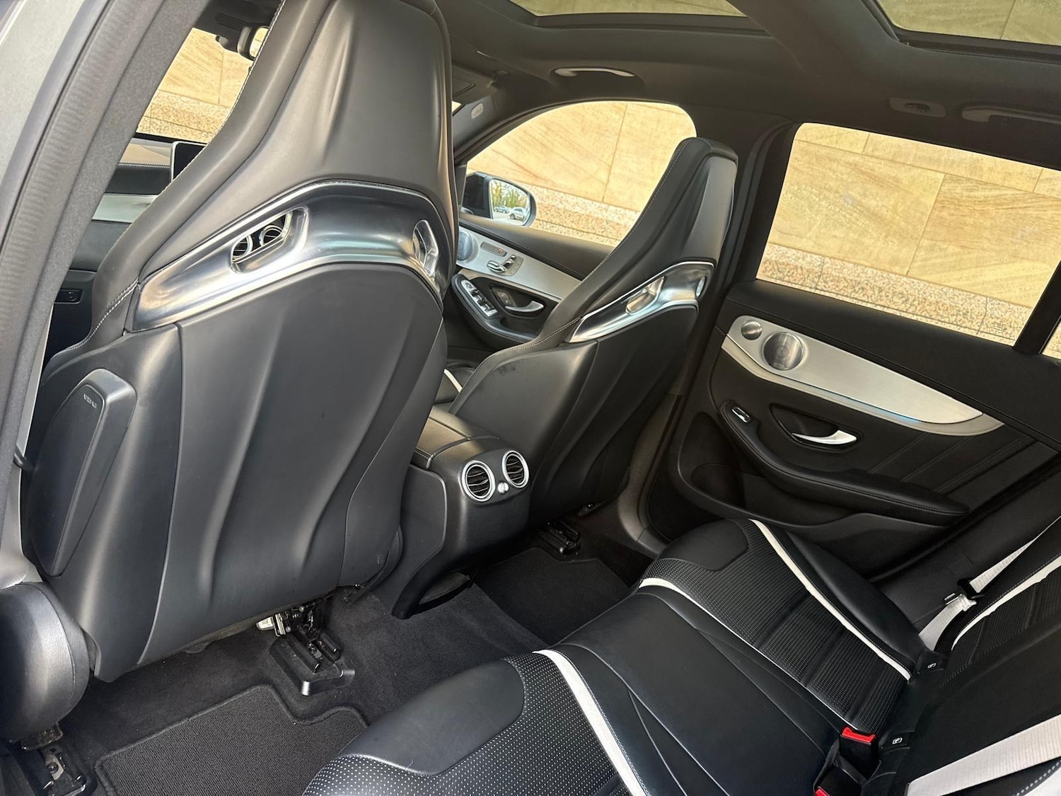 Used Mercedes-Benz GLC 2018 for sale - 77109448: Photo 39