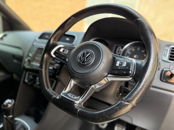 Used Volkswagen Polo 2016 for sale - 76179703: Photo 12
