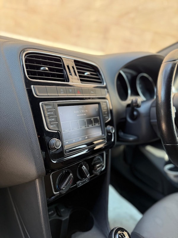 Used Volkswagen Polo 2016 for sale - 76179703: Photo 14