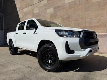 Toyota Hilux feature image