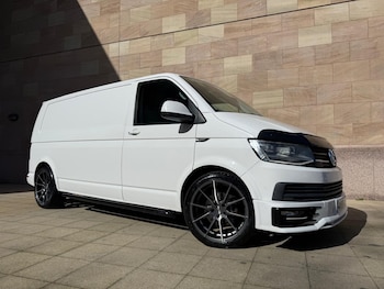 Used Volkswagen Transporter 2015 for sale - 78100645: Photo