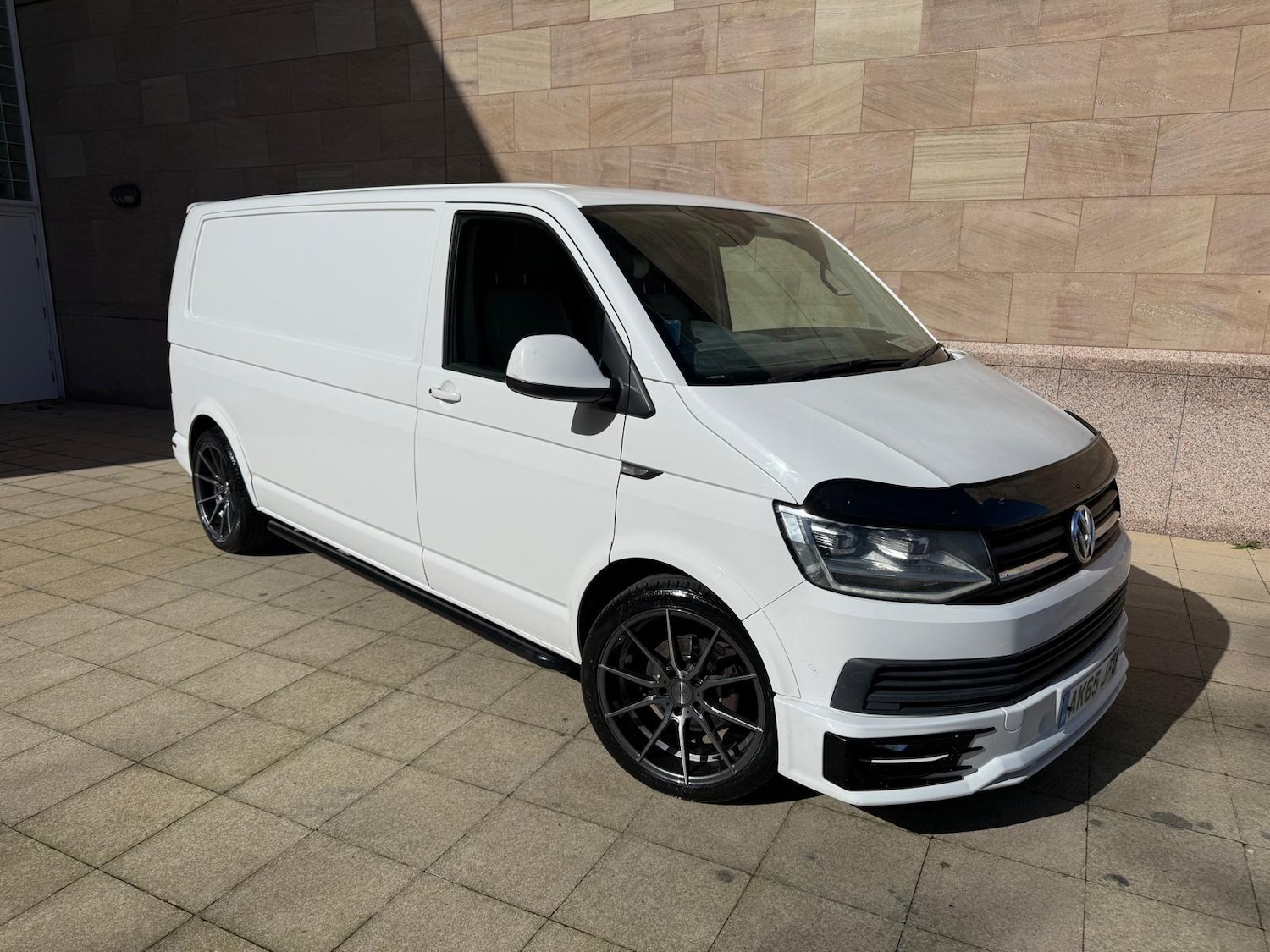 Used Volkswagen Transporter 2015 for sale - 78100645: Photo 3
