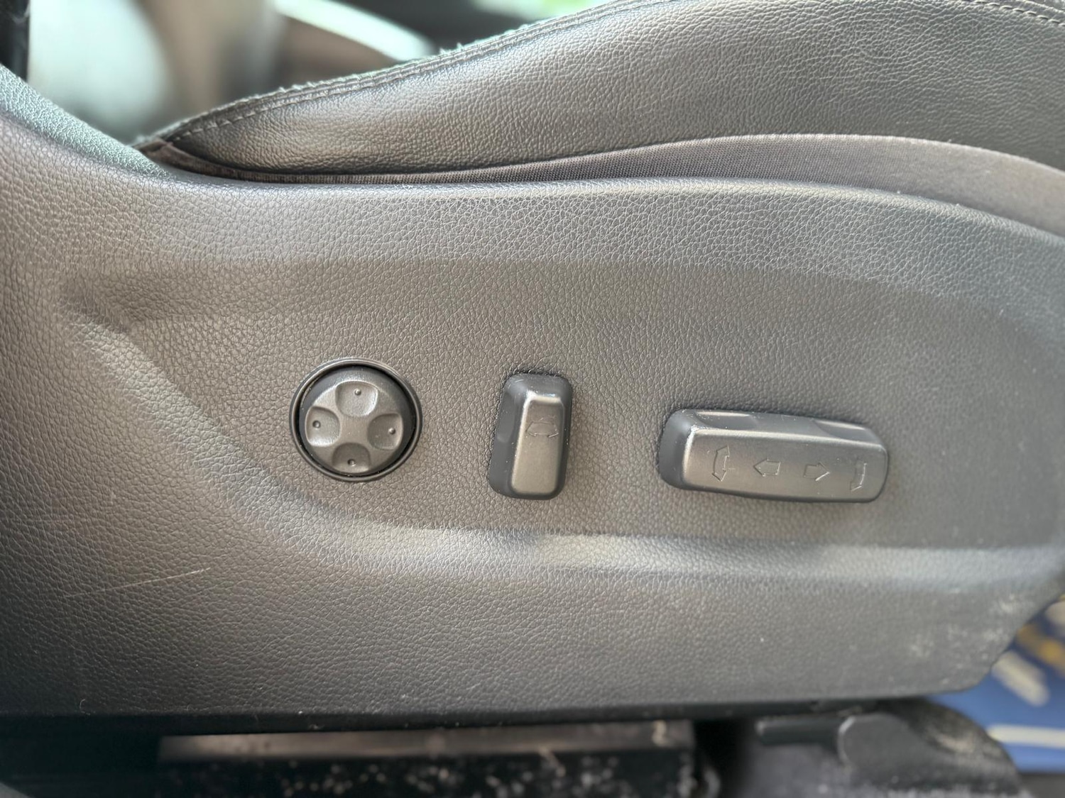 Used Hyundai Santa Fe 2016 for sale - 76824023: Photo 26