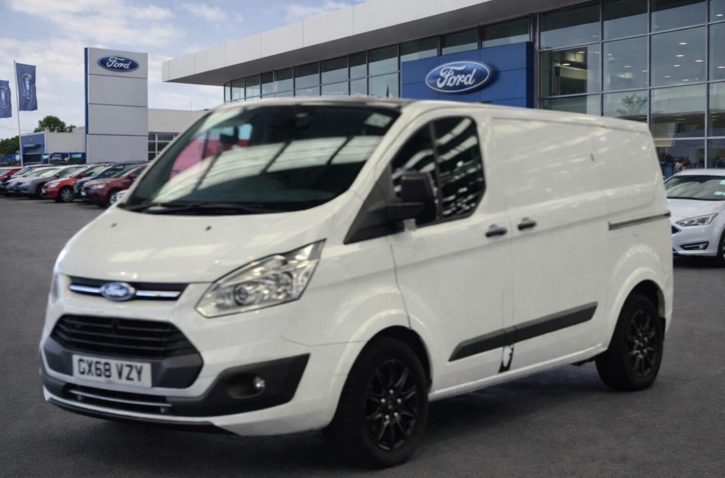 Used Ford Transit Custom 2018 for sale - 77624917: Photo 2