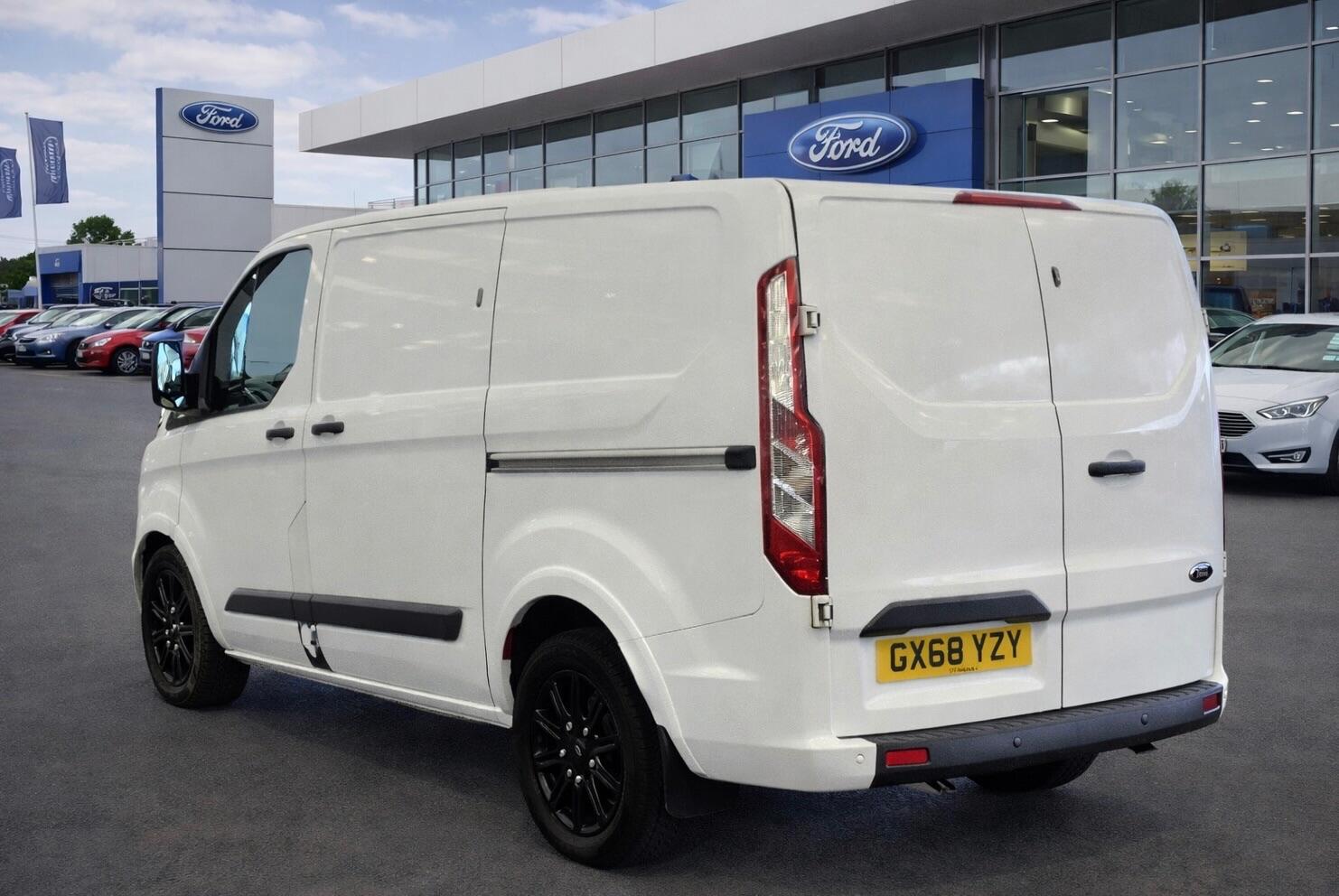 Used Ford Transit Custom 2018 for sale - 77624917: Photo 4