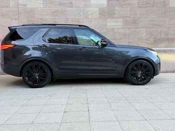 Used Land Rover Discovery 2017 for sale - 76094474: Photo 2