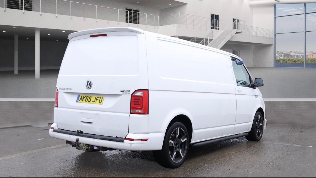 Used Volkswagen Transporter 2015 for sale - 77314784: Photo 4