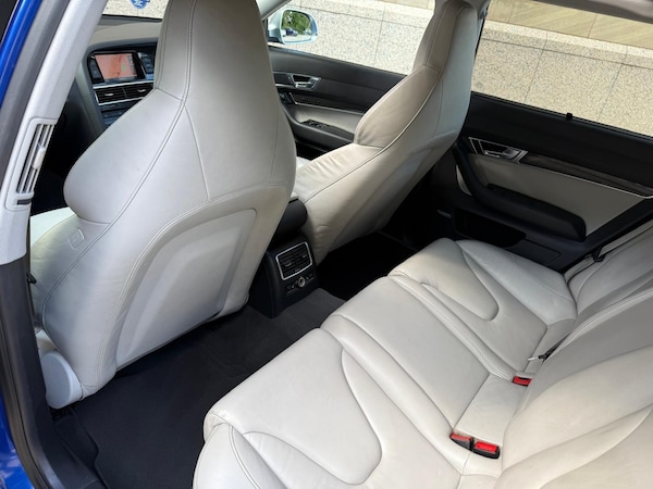 Used Audi RS6 Avant 2009 for sale - 75609053: Photo 39