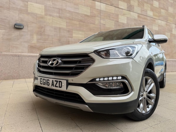 Used Hyundai Santa Fe 2016 for sale - 74945214: Photo 11