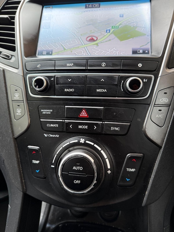 Used Hyundai Santa Fe 2016 for sale - 74945214: Photo 31