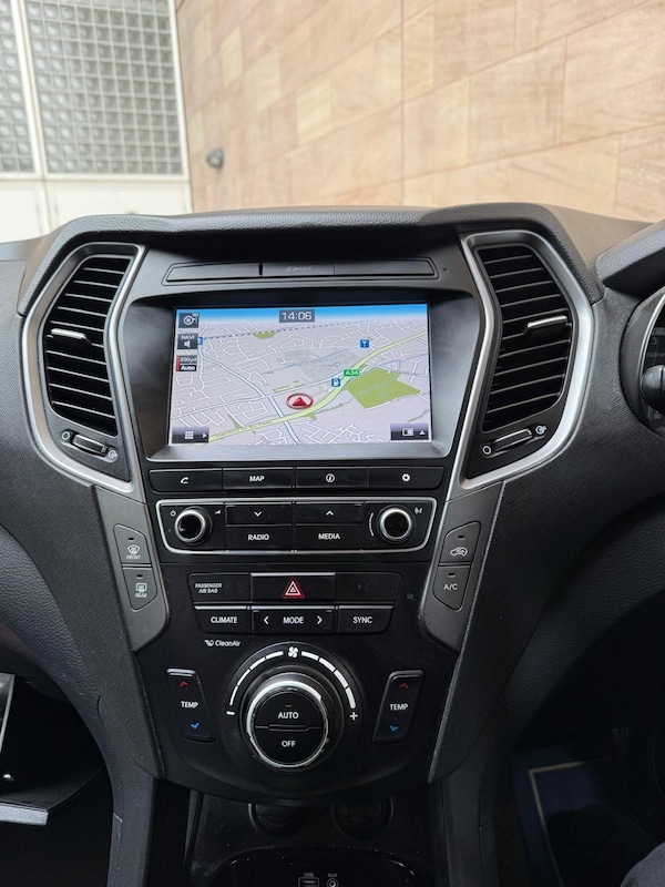 Used Hyundai Santa Fe 2016 for sale - 74945214: Photo 34