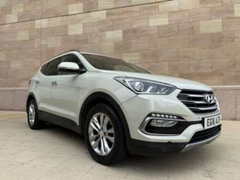 Used Hyundai Santa Fe 2016 for sale - 74945214: Photo
