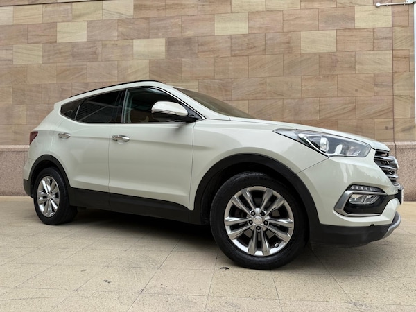 Used Hyundai Santa Fe 2016 for sale - 74945214: Photo 6