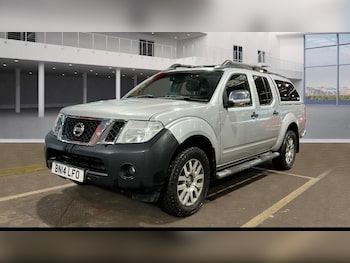 Used Nissan Navara 2014 for sale - 77203546: Photo
