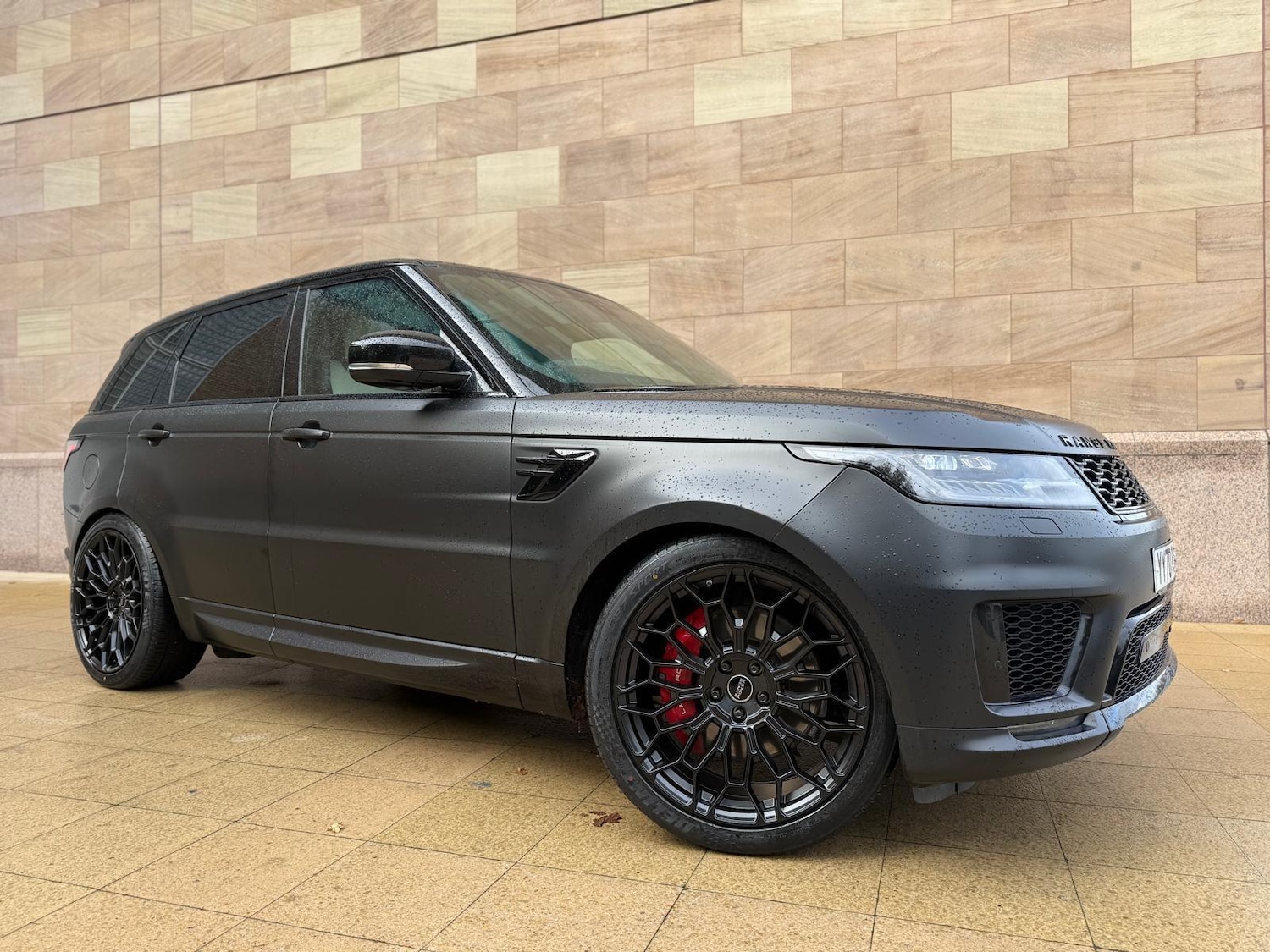 Used Land Rover Range Rover Sport 2020 for sale - 76336579: Photo 1