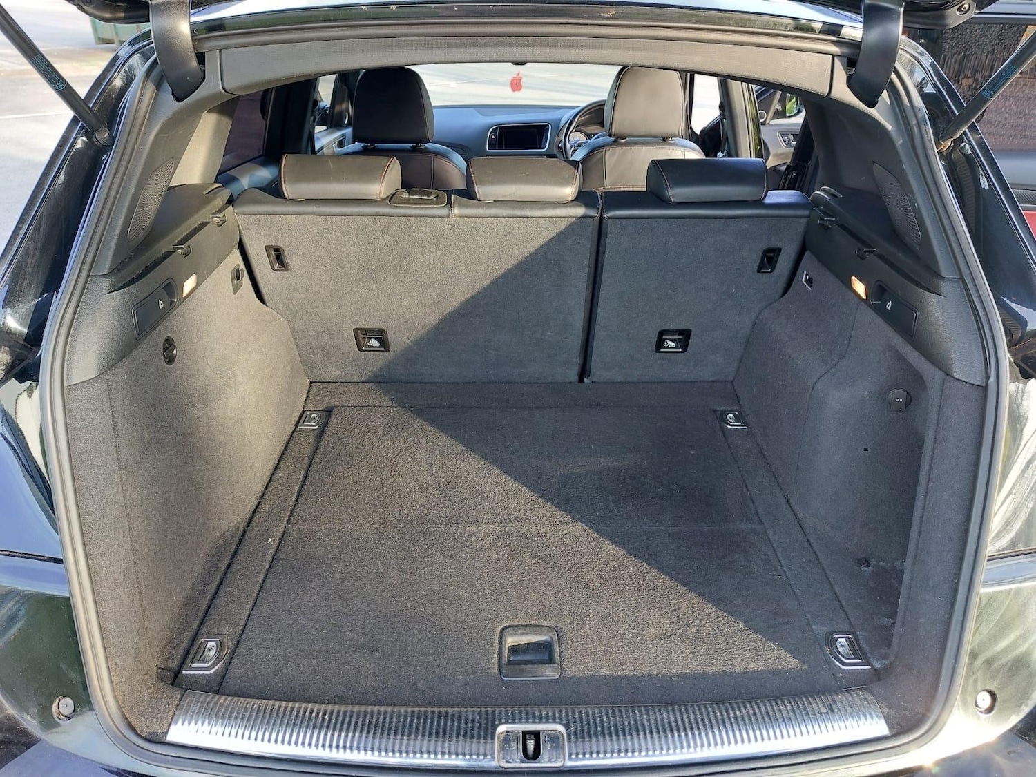 Used Audi Q5 2015 for sale - 77978004: Photo 32