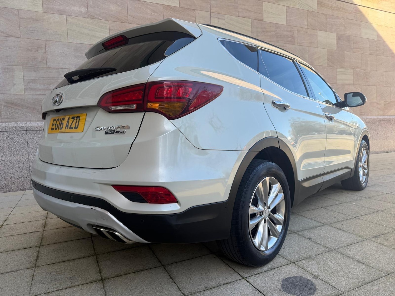 Used Hyundai Santa Fe 2016 for sale - 77939750: Photo 12