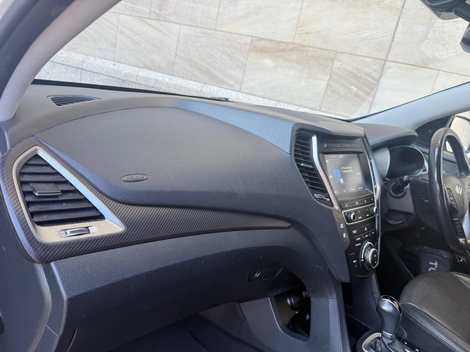 Used Hyundai Santa Fe 2016 for sale - 77939750: Photo 16