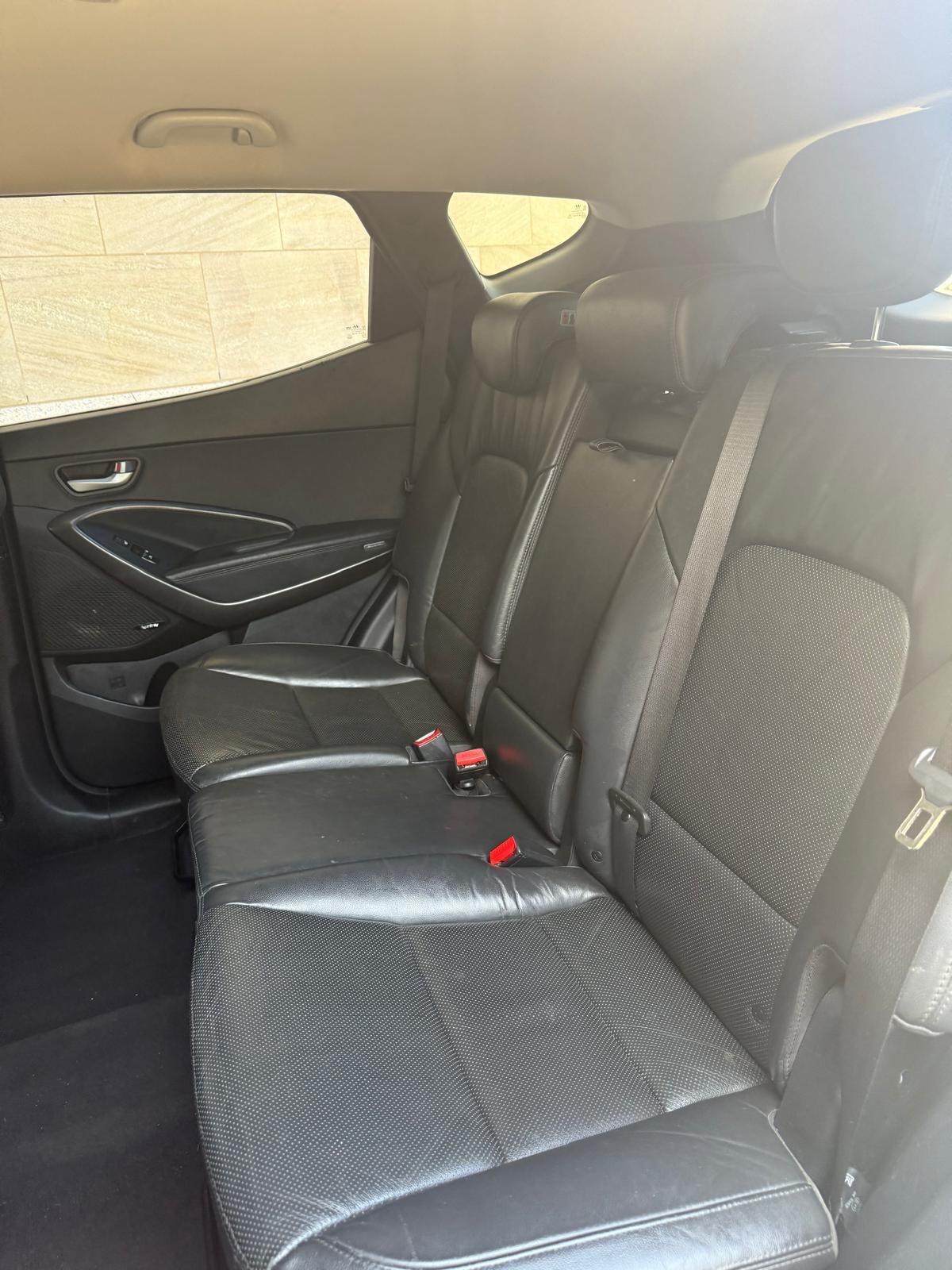 Used Hyundai Santa Fe 2016 for sale - 77939750: Photo 21