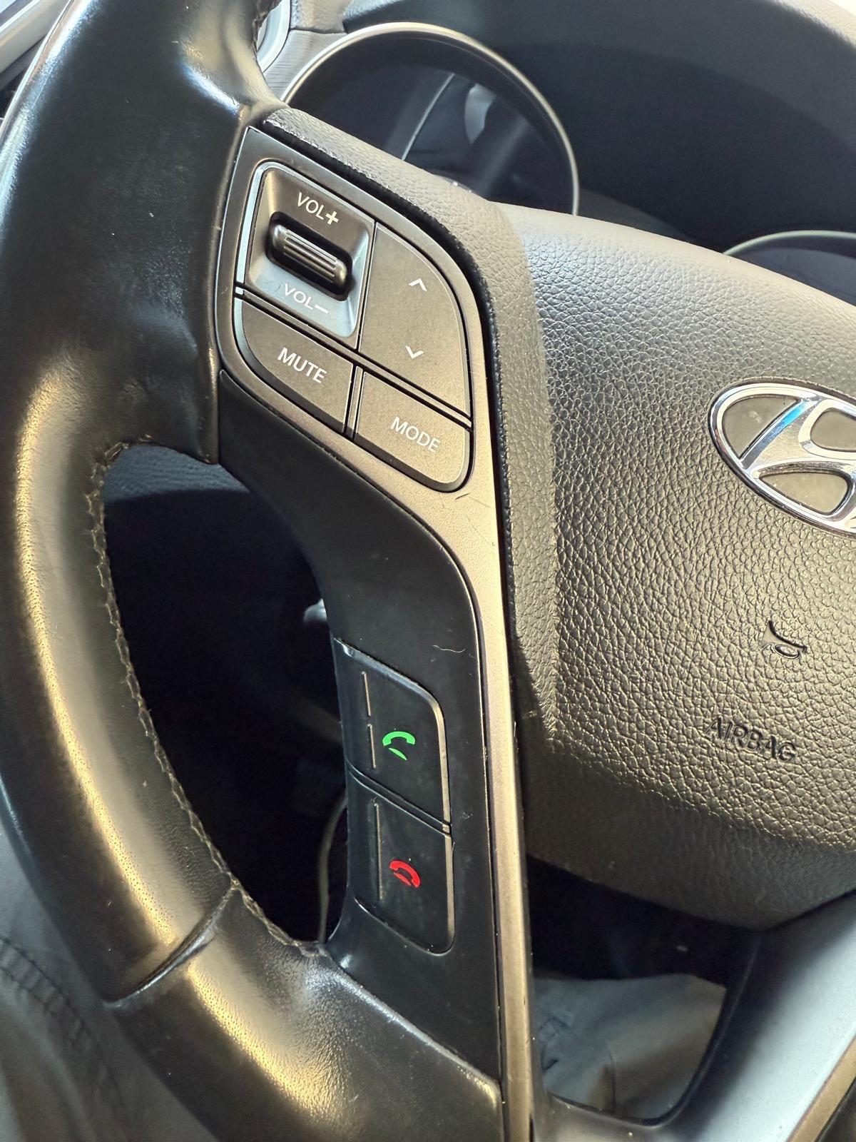 Used Hyundai Santa Fe 2016 for sale - 77939750: Photo 27