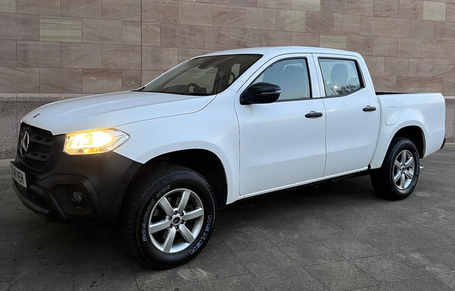 Used Mercedes-Benz X Class 2018 for sale - 77586012: Photo 3