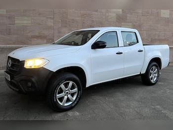 Used Mercedes-Benz X Class 2018 for sale - 77586012: Photo