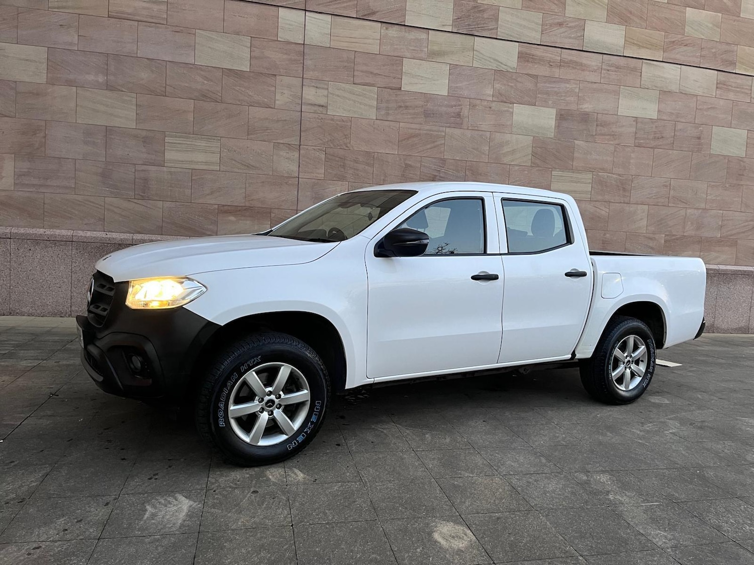 Used Mercedes-Benz X Class 2018 for sale - 77586012: Photo 4