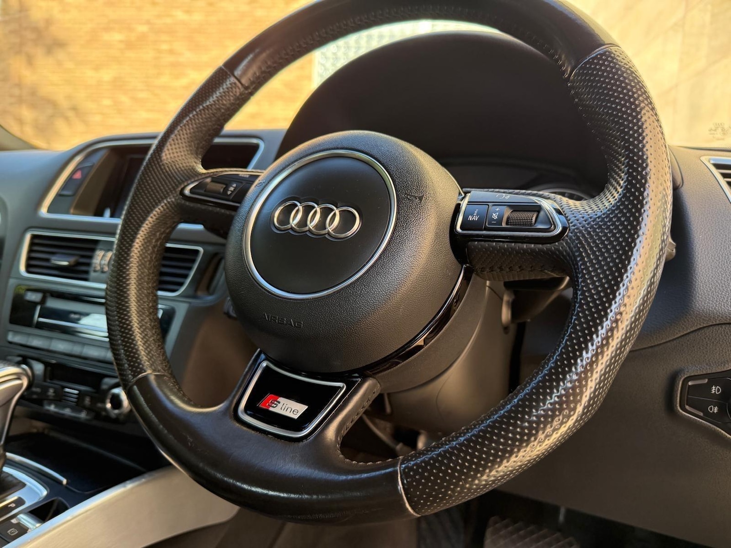 Used Audi Q5 2015 for sale - 78101025: Photo 28