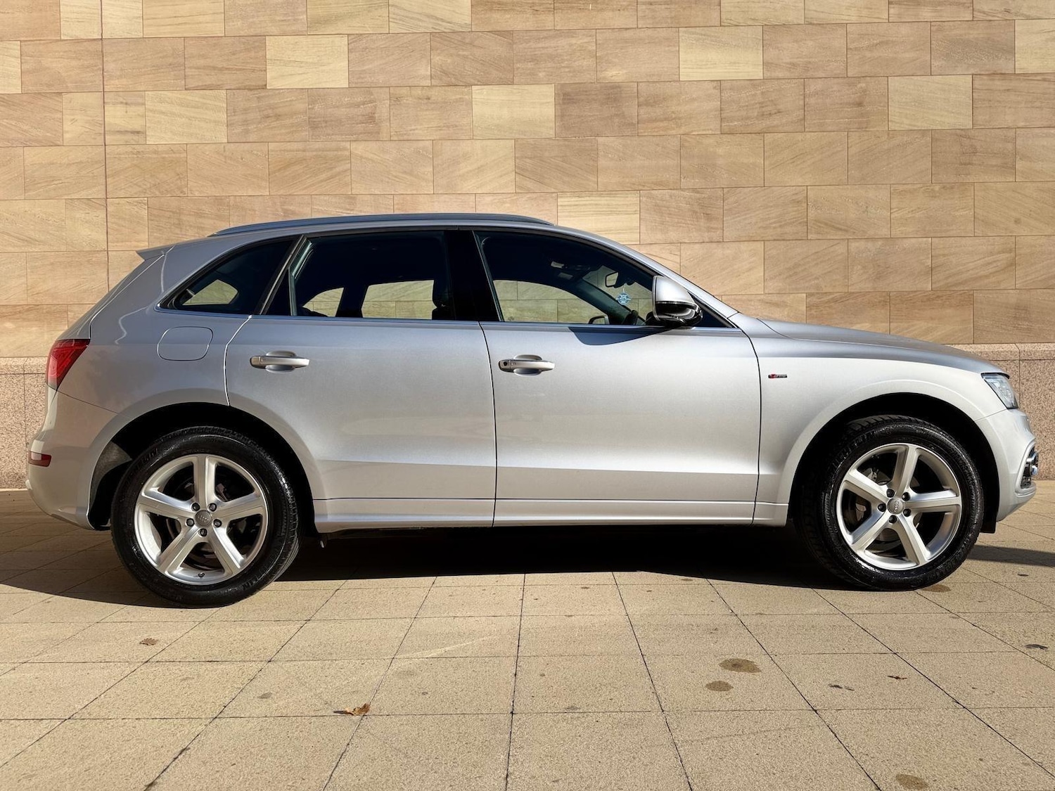 Used Audi Q5 2015 for sale - 78101025: Photo 9