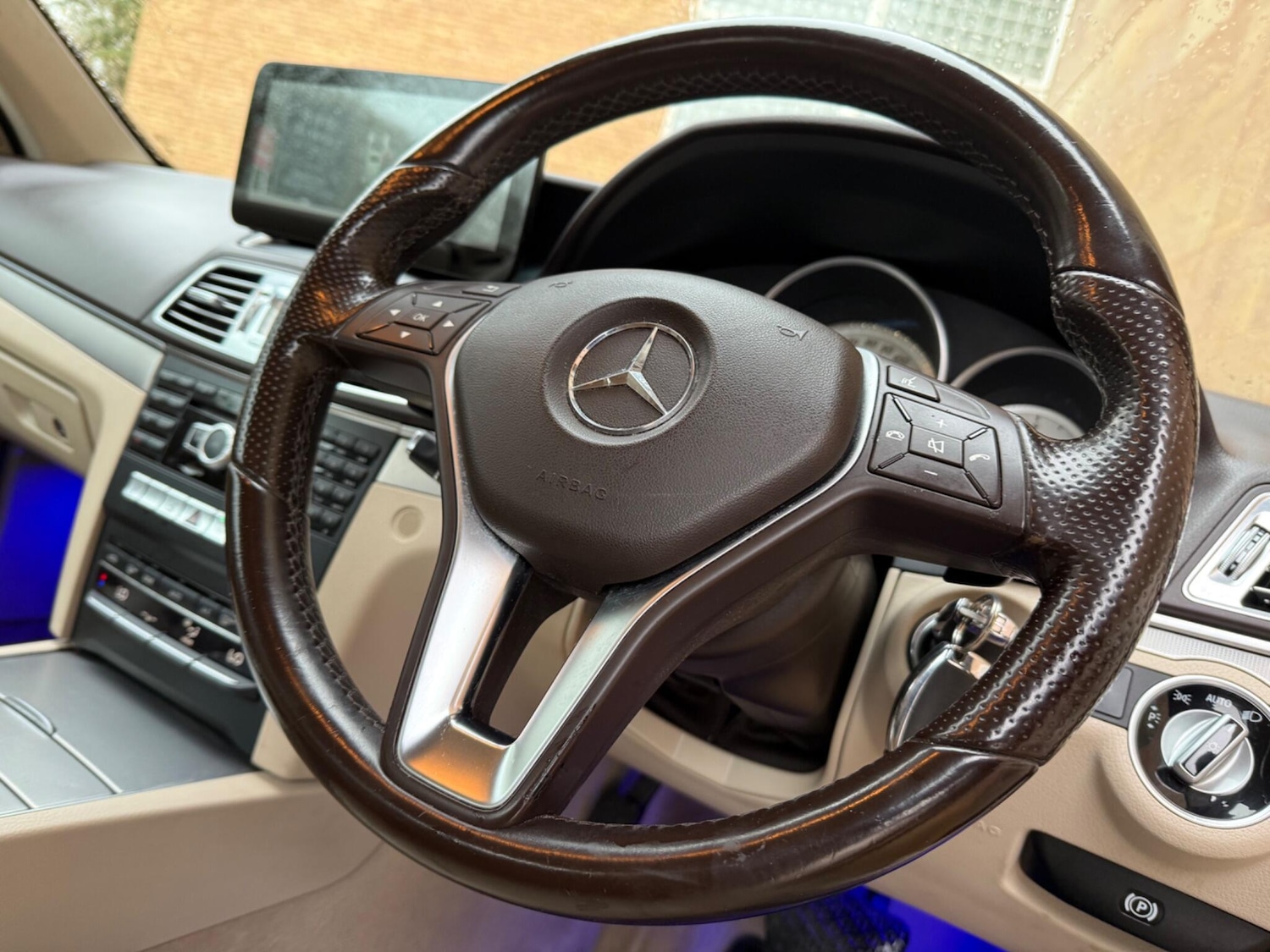 Used Mercedes-Benz E Class for sale - 76964739: Photo 16