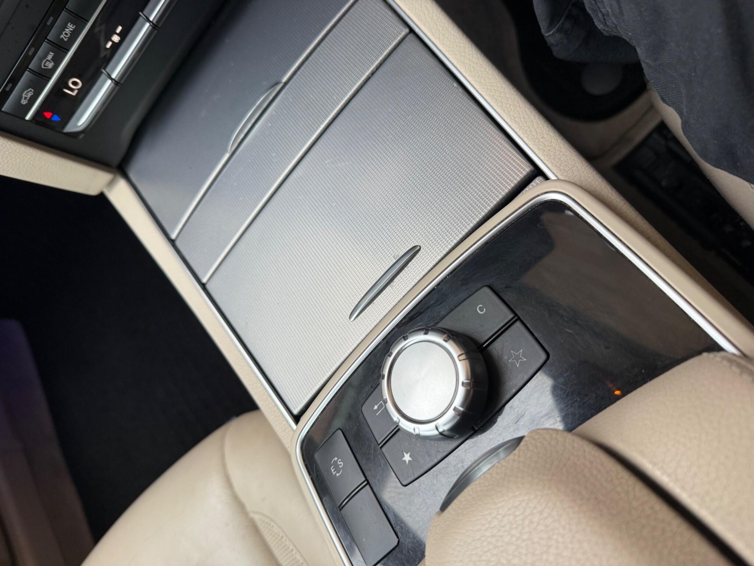 Used Mercedes-Benz E Class for sale - 76964739: Photo 24