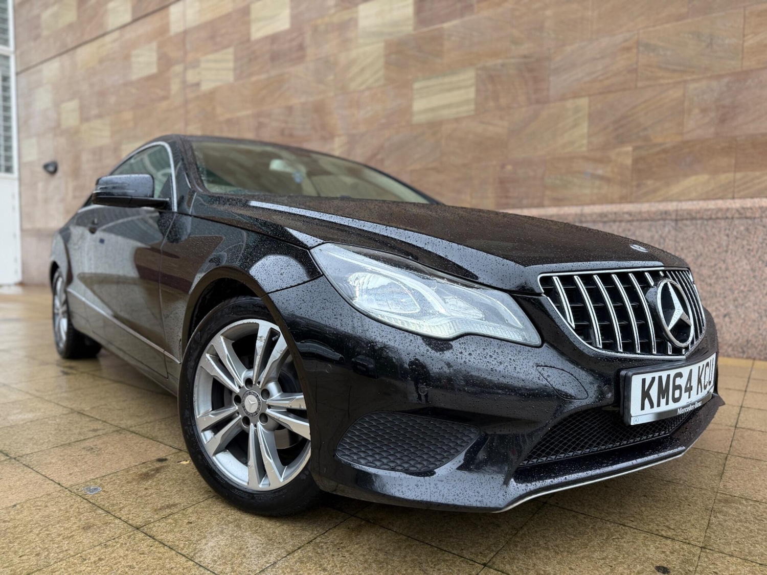 Used Mercedes-Benz E Class for sale - 76964739: Photo 3