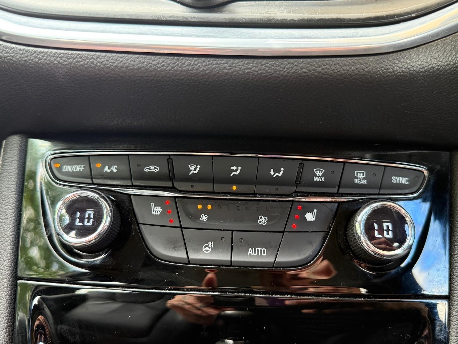 Used Vauxhall Astra 2018 for sale - 76913580: Photo 25