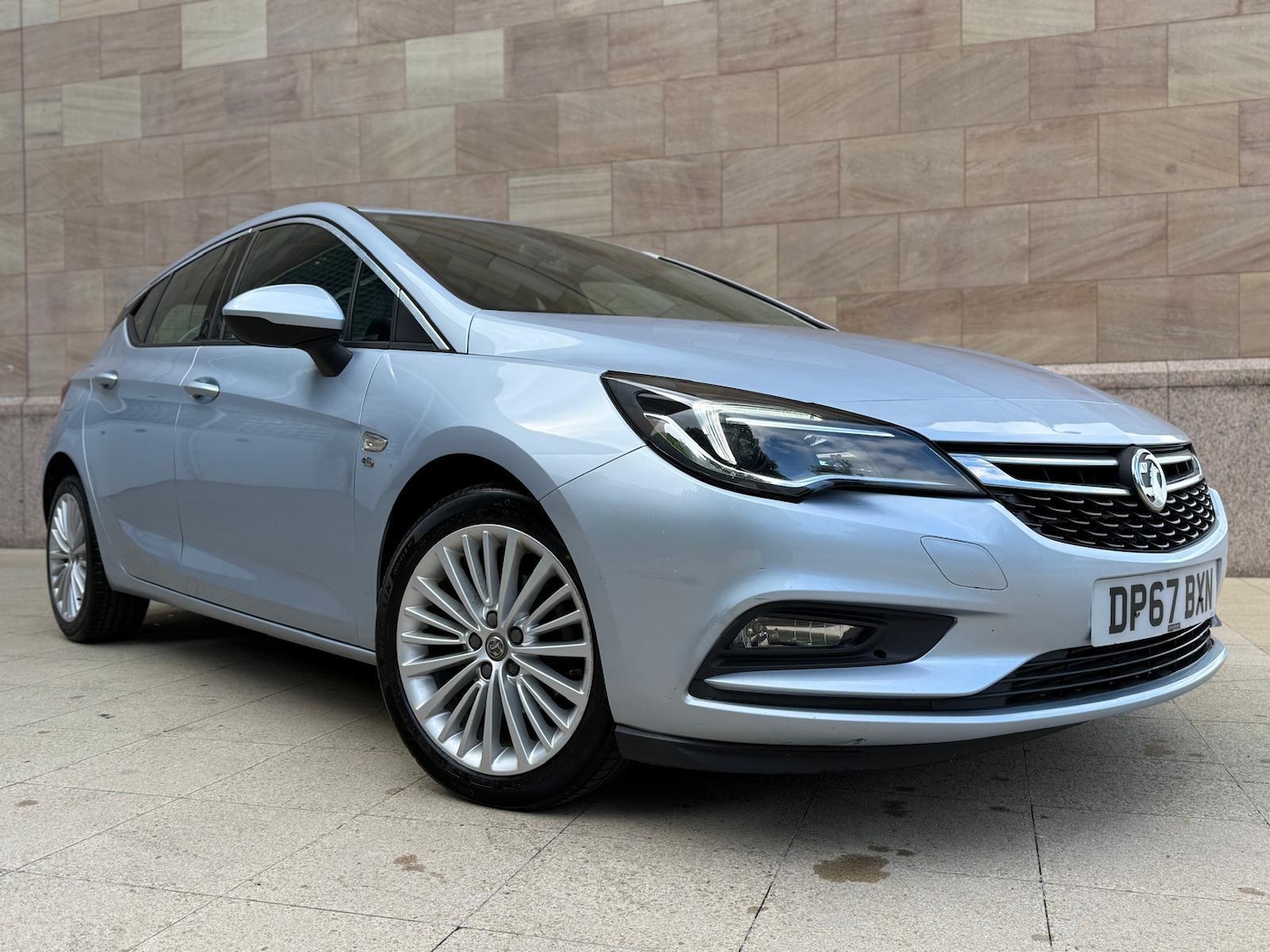 Used Vauxhall Astra 2018 for sale - 76913580: Photo 3
