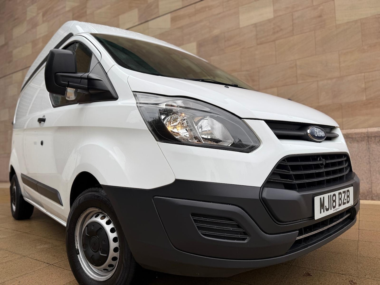 Used Ford Transit Custom 2018 for sale - 76336102: Photo 4