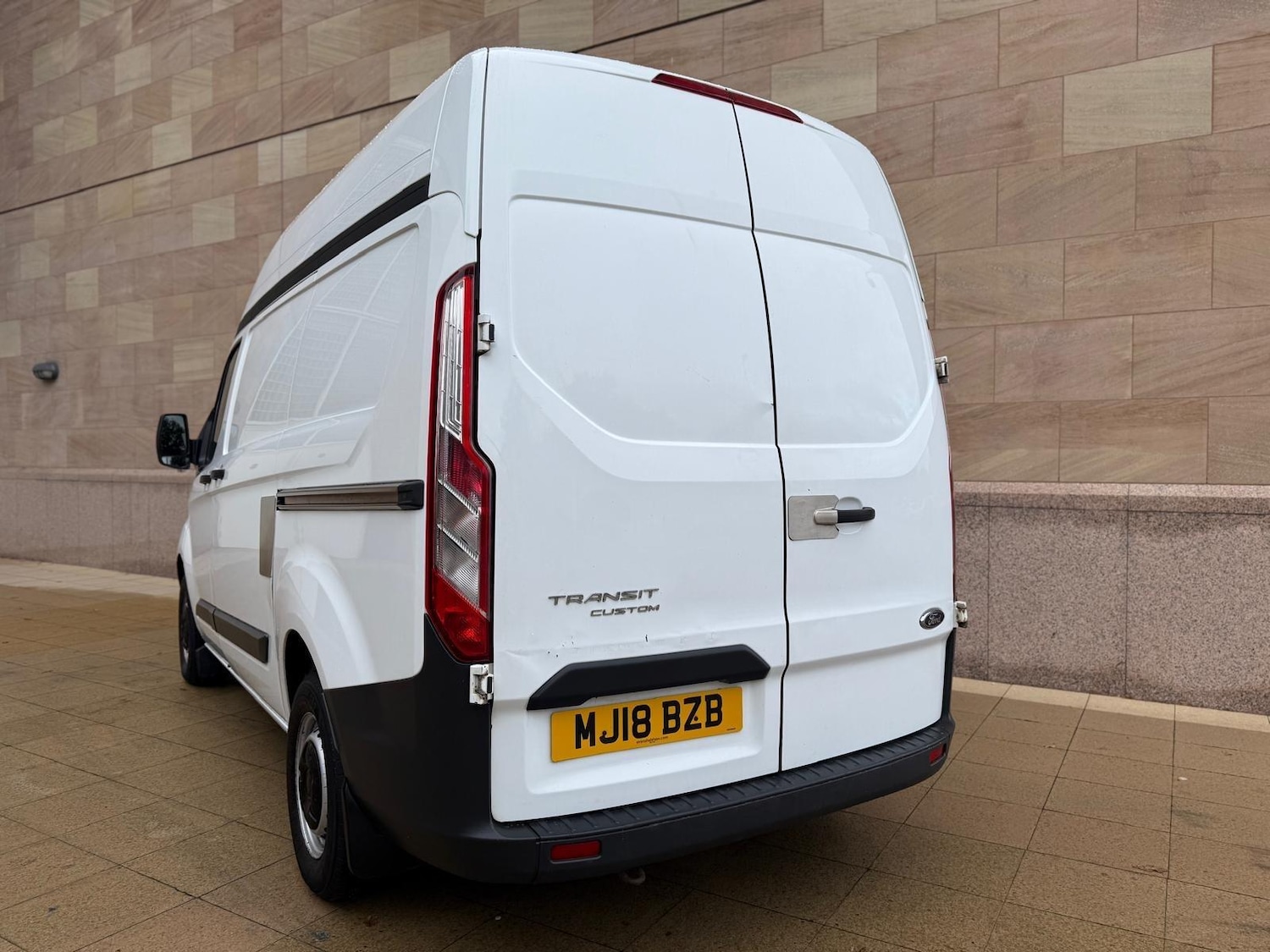 Used Ford Transit Custom 2018 for sale - 76336102: Photo 9