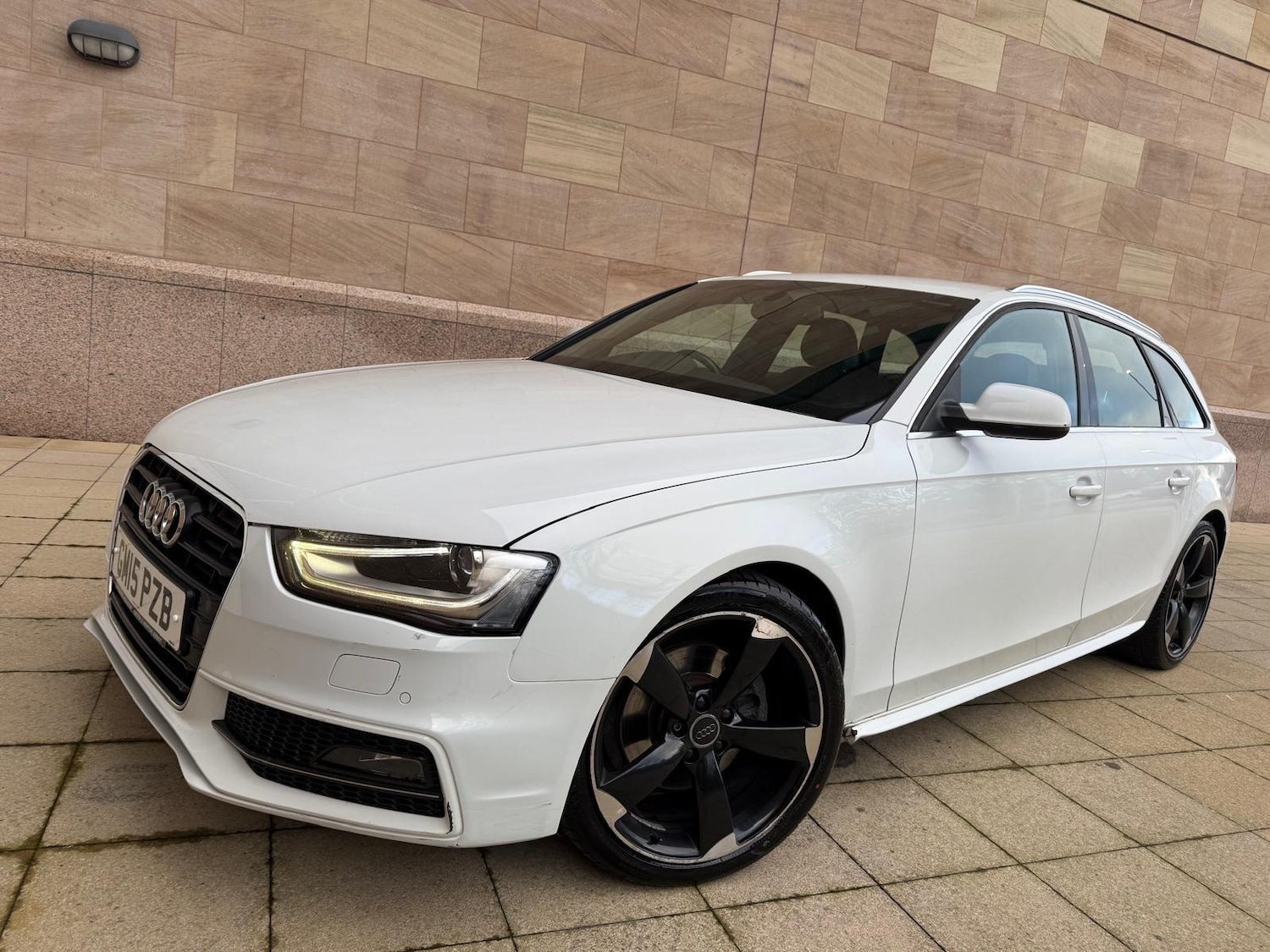 Used Audi A4 2015 for sale - 77440405: Photo 5