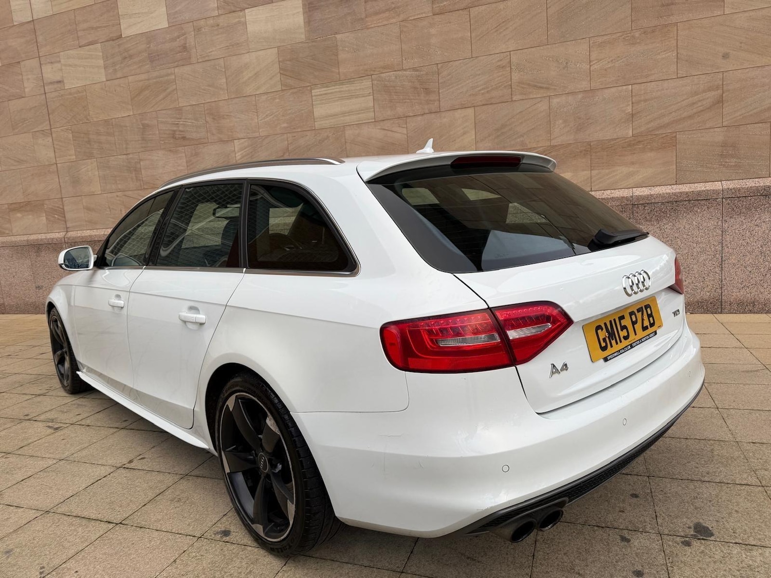 Used Audi A4 2015 for sale - 77440405: Photo 8