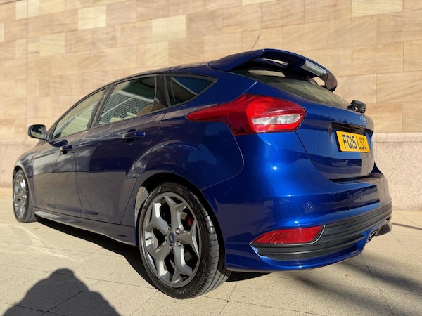 Used Ford Focus 2015 for sale - 76060940: Photo 11