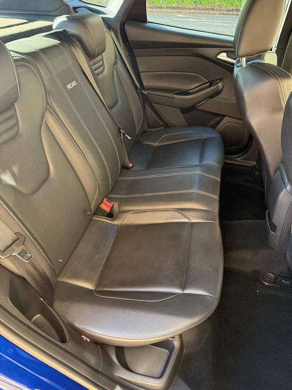 Used Ford Focus 2015 for sale - 76060940: Photo 19